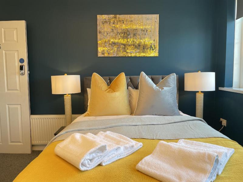 Room image 1