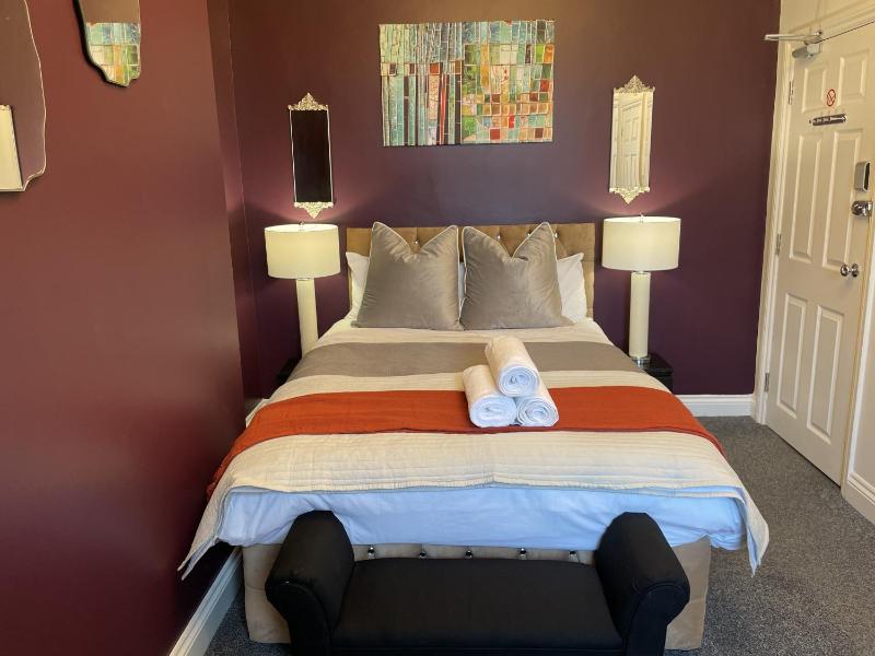 Room image 5