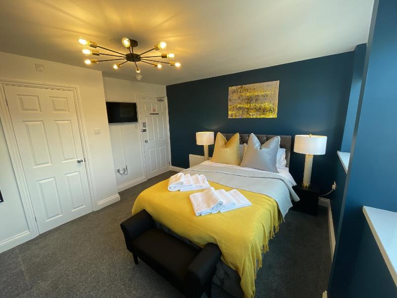 Room image 4